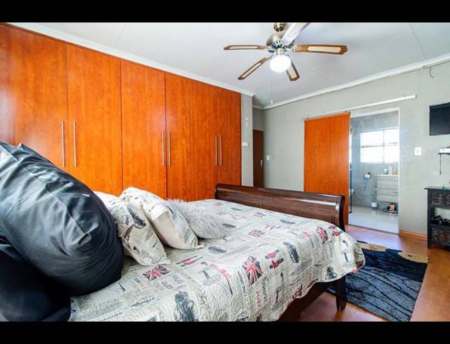 8 BEDROOM HOUSE FOR SALE IN RANDHART